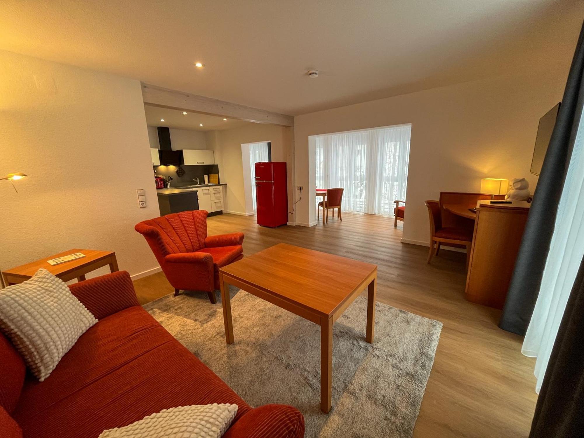 באד קרוצינגן Akzent Hotel Atrium Baden מראה חיצוני תמונה