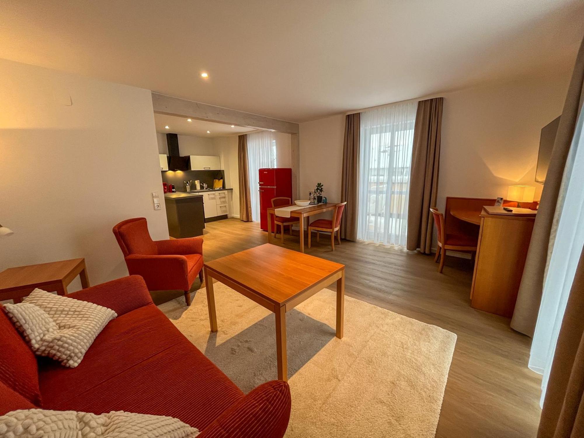 באד קרוצינגן Akzent Hotel Atrium Baden מראה חיצוני תמונה
