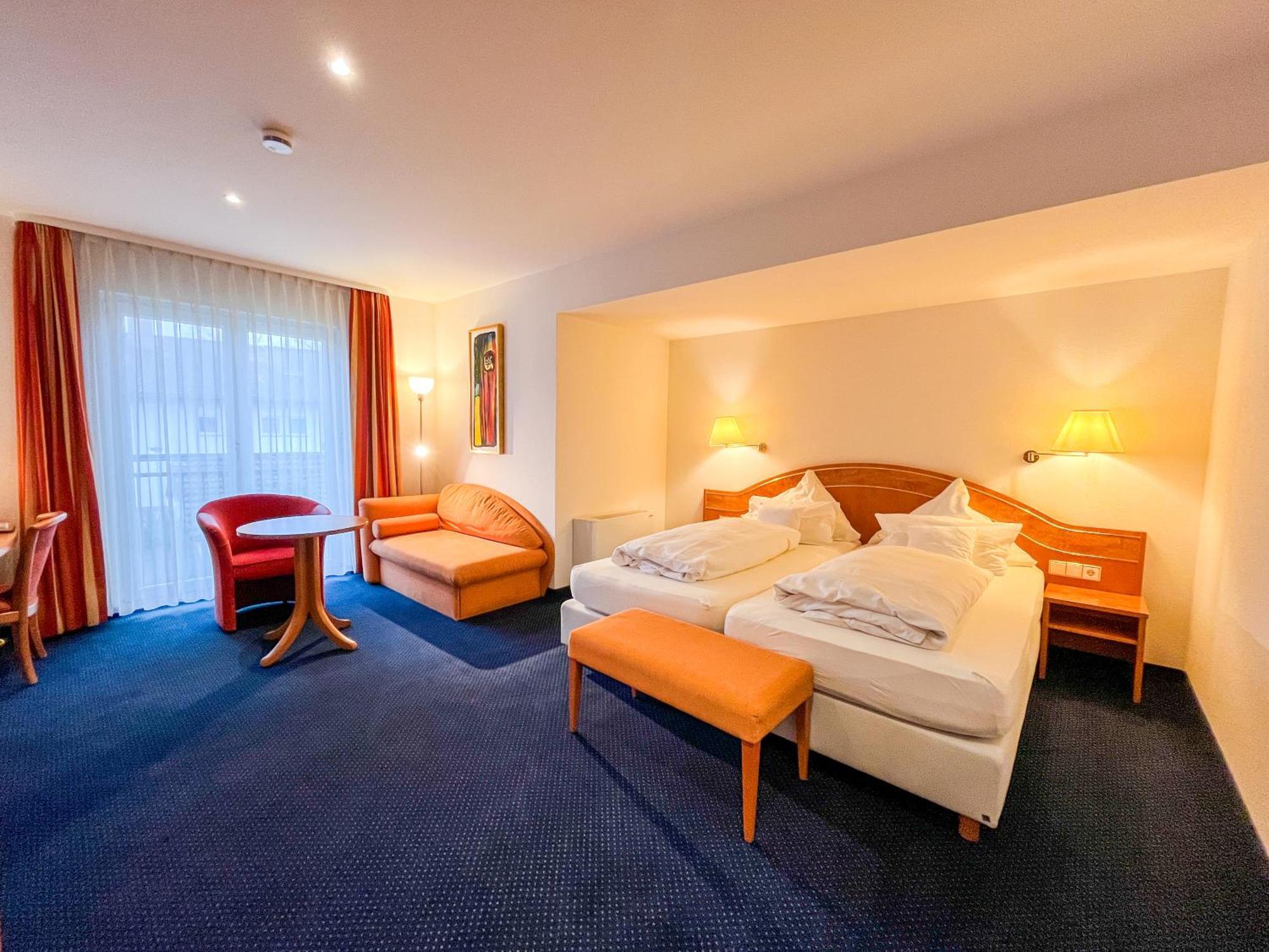 באד קרוצינגן Akzent Hotel Atrium Baden מראה חיצוני תמונה